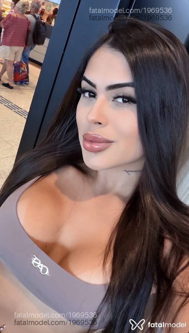 Acompanhante mulher morena (o) de olhos castanhos - Thalita Lopes
