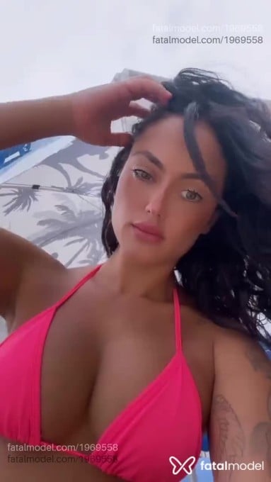 Acompanhante mulher com cabelo castanho de olhos mel em São Paulo - Luh