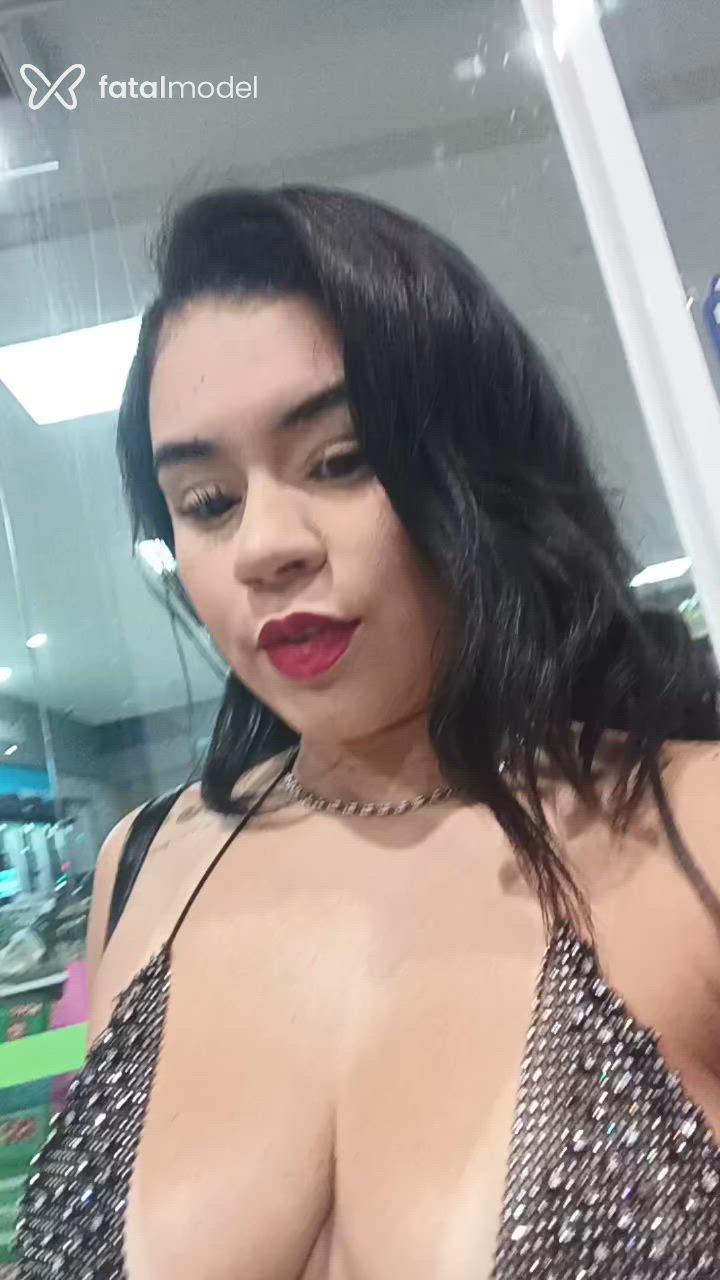 Acompanhante mulher morena (o) de olhos castanhos em Vitória - Mia Pimentel