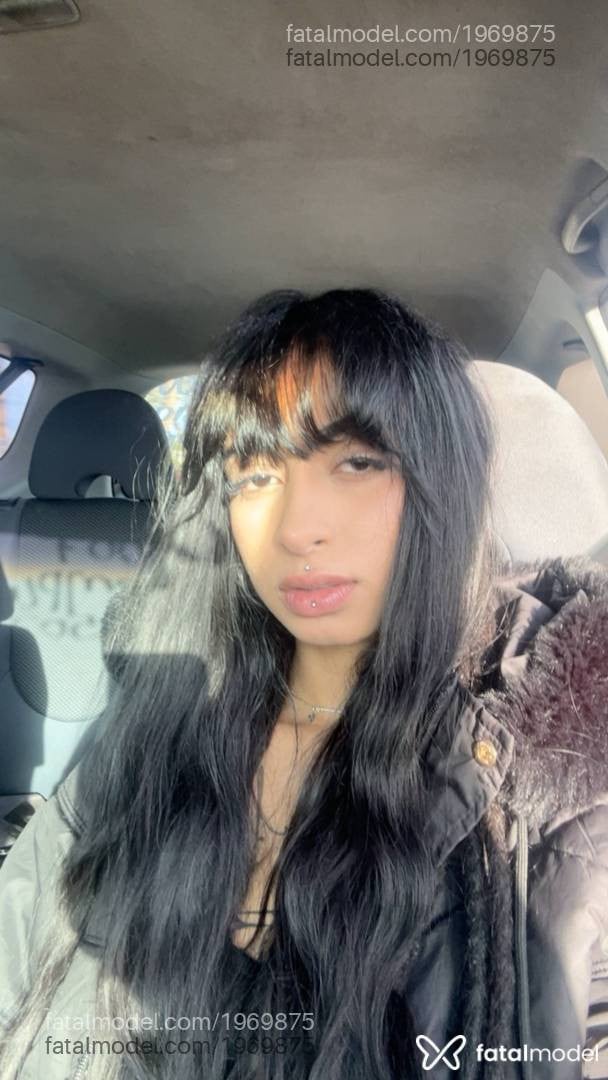 Acompanhante mulher morena (o) de olhos pretos em Brasília - Lua