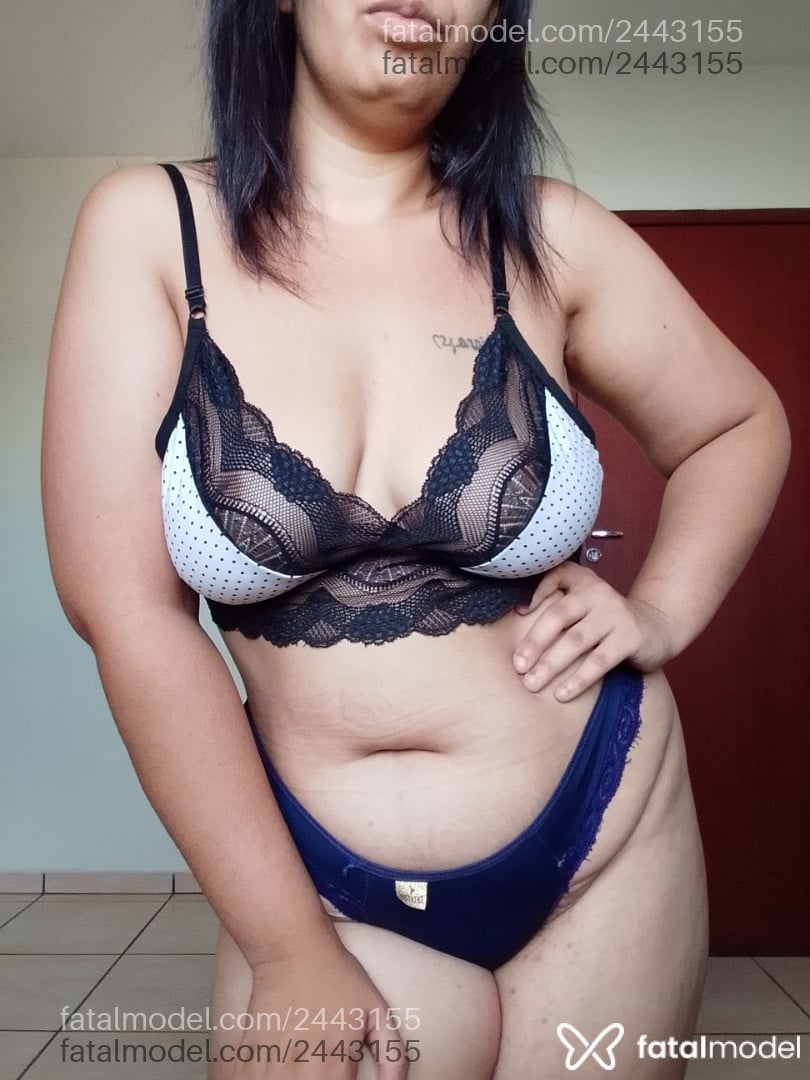 Acompanhante mulher com cabelo castanho de olhos castanhos em Sumaré Acompanhante mulher com cabelo castanho de olhos castanhos em Sumaré - Camila