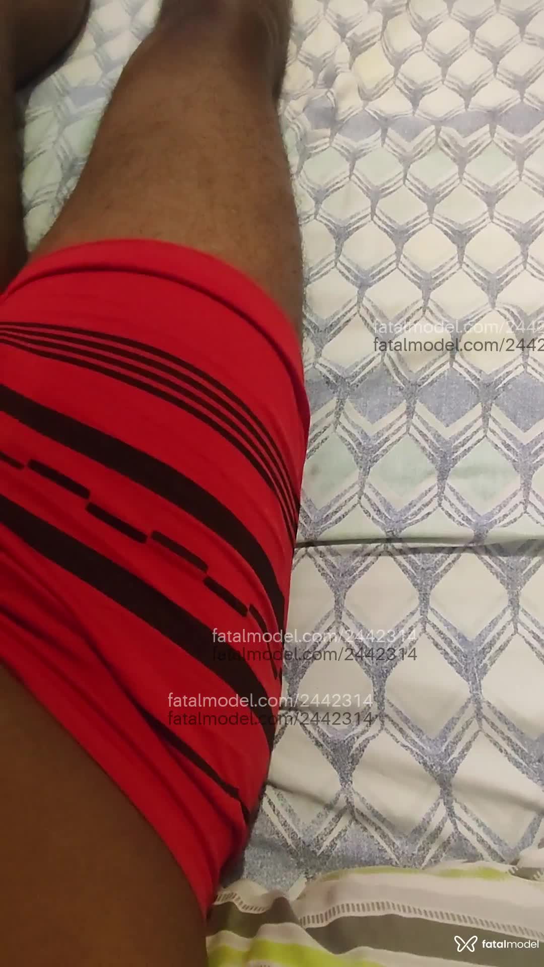 Acompanhante homem com cabelo castanho de olhos castanhos em Balneário Piçarras Acompanhante homem com cabelo castanho de olhos castanhos em Balneário Piçarras - Negosópramulher