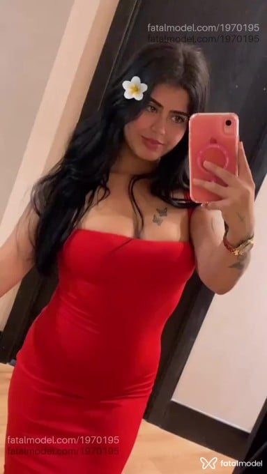 Acompanhante mulher morena (o) de olhos verdes em Feira de Santana Acompanhante mulher morena (o) de olhos verdes em Feira de Santana - Alice
