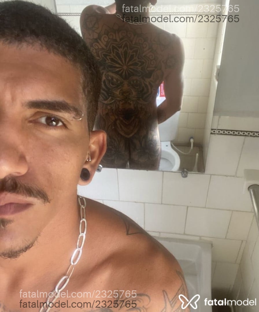 Acompanhante homem morena (o) de olhos castanhos em São José dos Campos Acompanhante homem morena (o) de olhos castanhos em São José dos Campos - Manauara