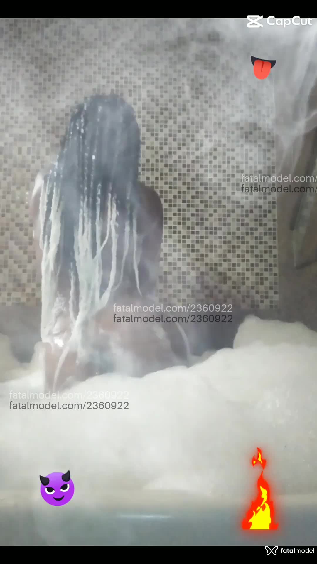 Acompanhante mulher com cabelo colorido de olhos castanhos - PretaahPriih Acompanhante mulher com cabelo colorido de olhos castanhos - PretaahPriih