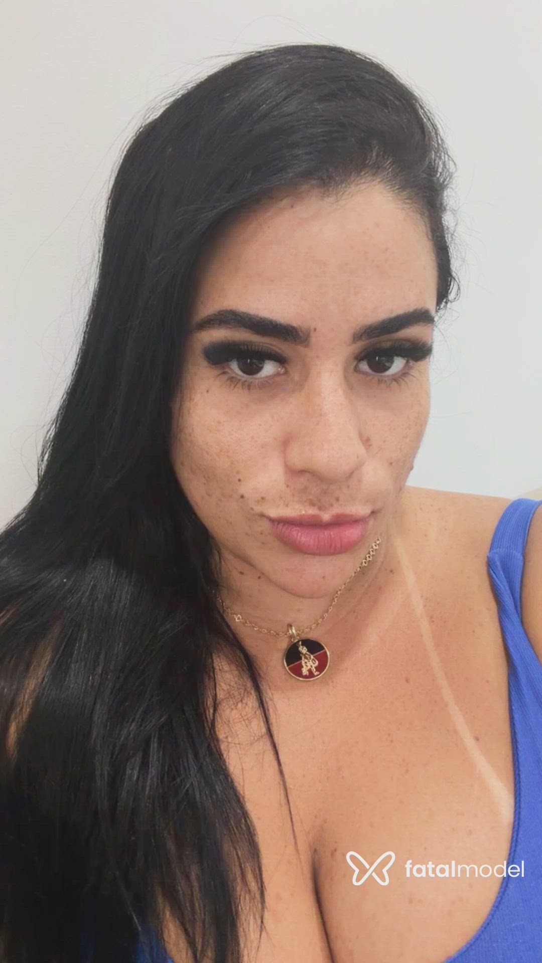 Acompanhante mulher com cabelo castanho de olhos castanhos - Beatriz