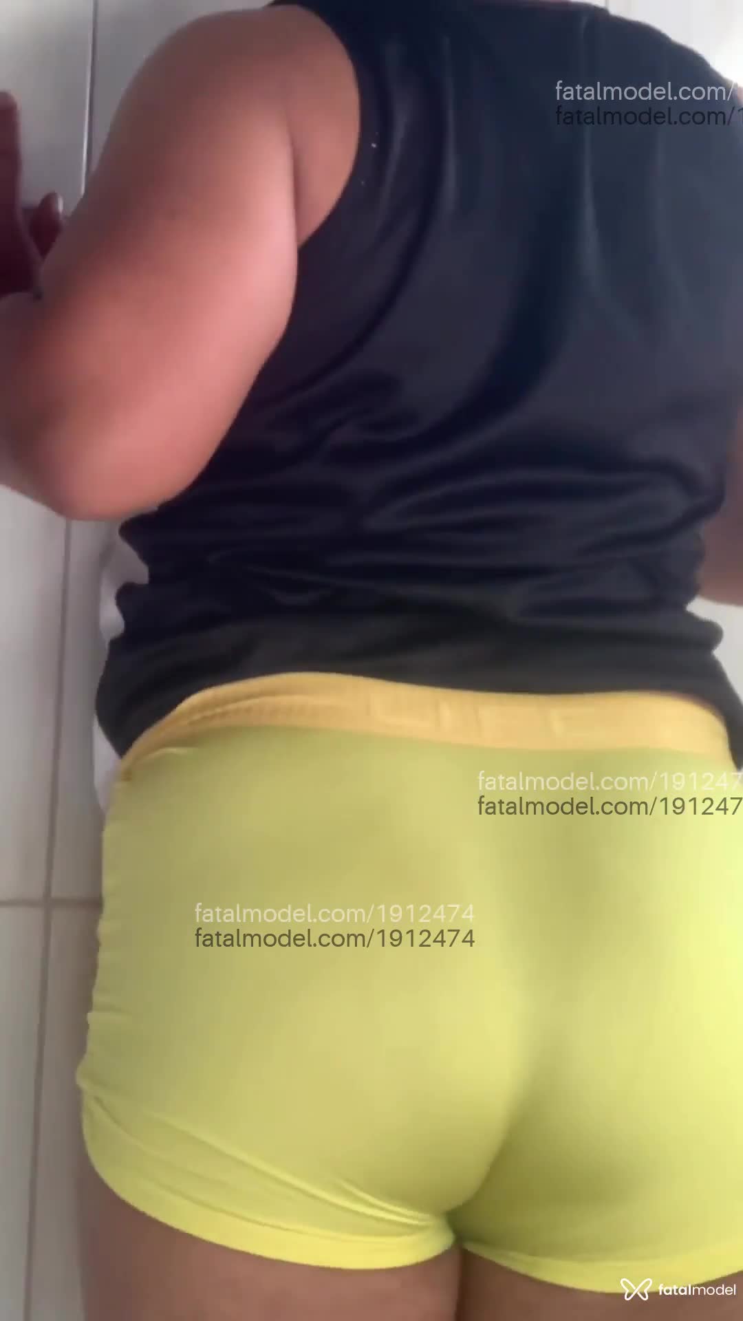 Acompanhante homem morena (o) de olhos pretos em Virtual - Fla Fla