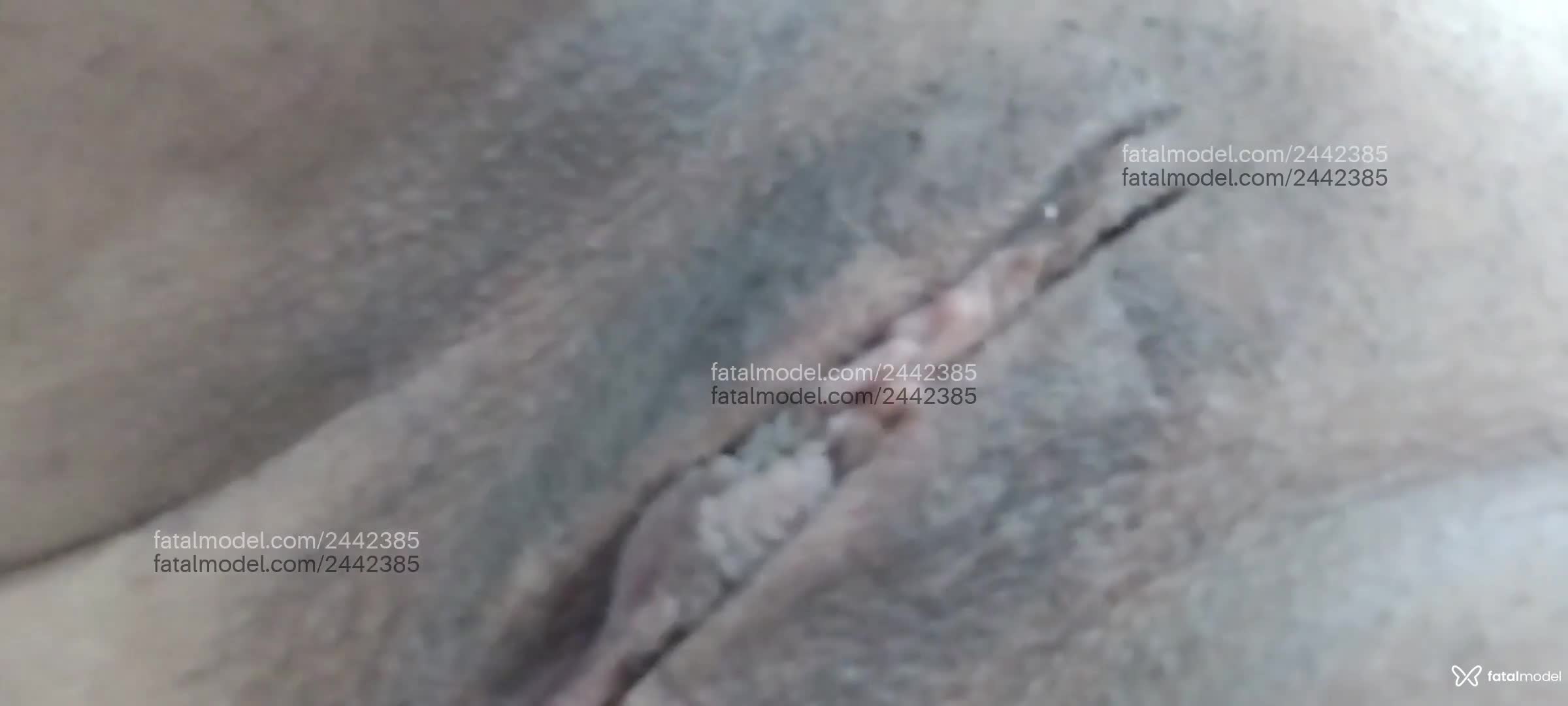 Acompanhante mulher loira (o) de olhos pretos em Virtual Acompanhante mulher loira (o) de olhos pretos em Virtual - Sofia