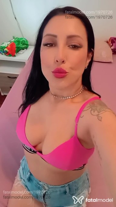 Acompanhante mulher morena (o) de olhos castanhos em Curitiba - Valentina Herrera