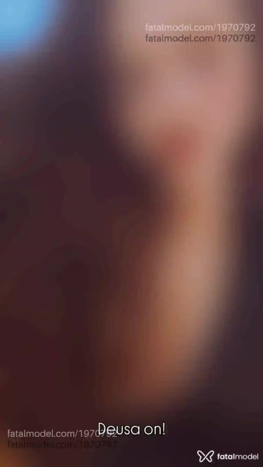 Acompanhante mulher com cabelo castanho de olhos castanhos em Virtual - Afrodite