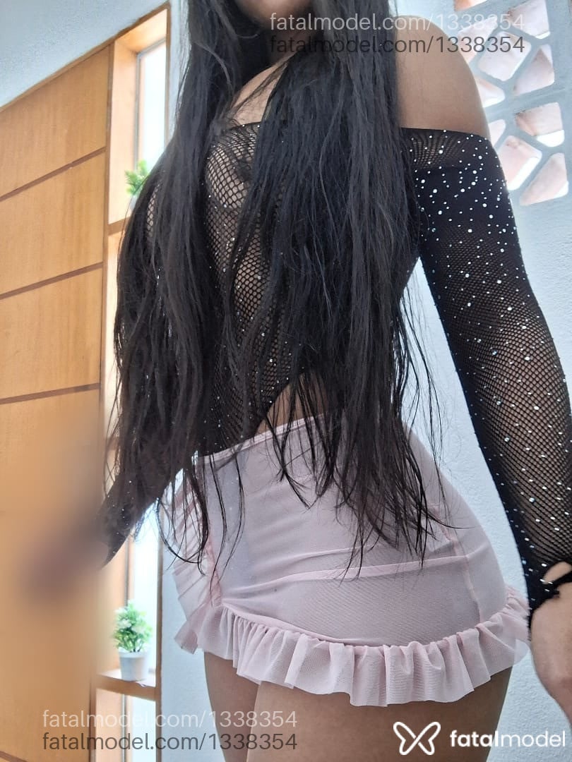 Acompanhante mulher com cabelo castanho de olhos pretos em Natal - Thalita Dias