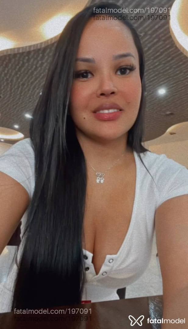 Acompanhante mulher morena (o) de olhos castanhos - Raphaela Ferraz
