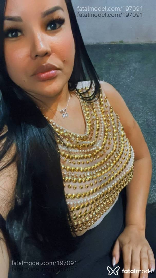 Acompanhante mulher morena (o) de olhos castanhos - Raphaela Ferraz