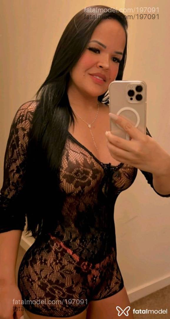 Acompanhante mulher morena (o) de olhos castanhos - Raphaela Ferraz