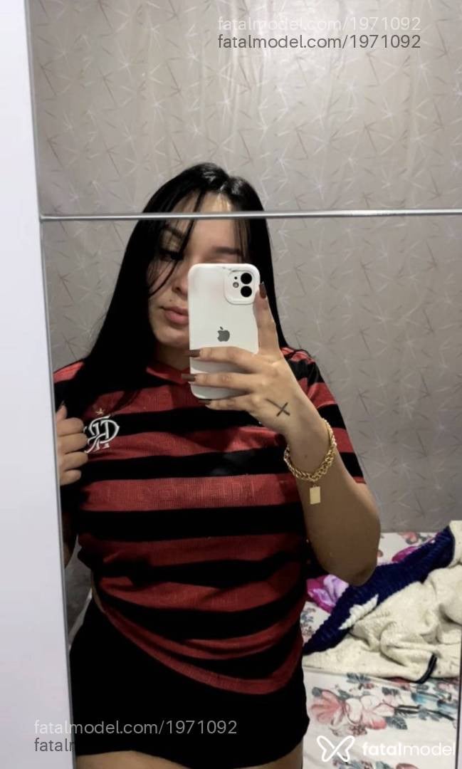 Acompanhante mulher morena (o) de olhos castanhos - Lorrana Silva Acompanhante mulher morena (o) de olhos castanhos - Lorrana Silva