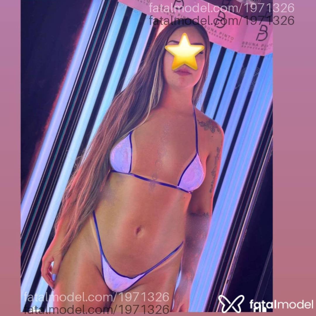 Acompanhante mulher com cabelo castanho de olhos castanhos - Maryy Acompanhante mulher com cabelo castanho de olhos castanhos - Maryy