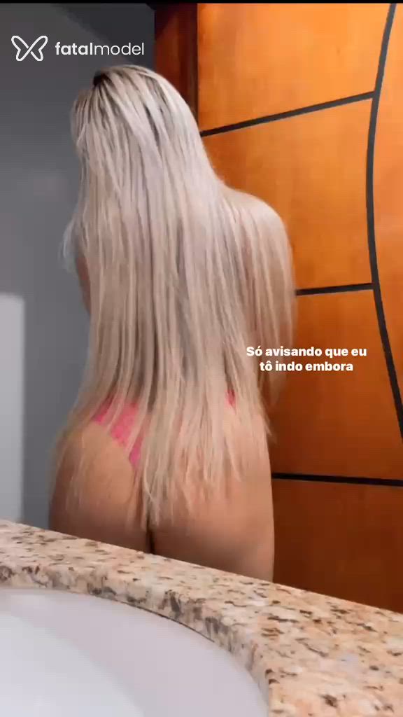 Acompanhante mulher loira (o) de olhos castanhos - Ranna Acompanhante mulher loira (o) de olhos castanhos - Ranna