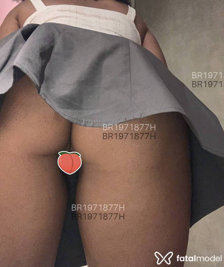 Acompanhante mulher morena (o) de olhos castanhos em Virtual Acompanhante mulher morena (o) de olhos castanhos em Virtual - Jayy