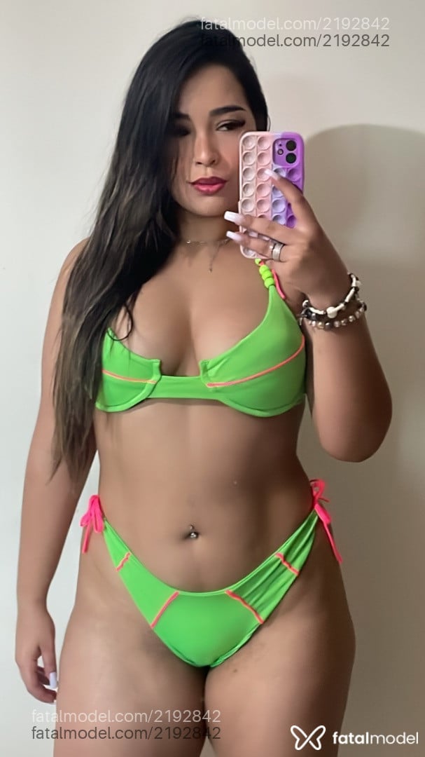 Acompanhante mulher loira (o) de olhos castanhos em São Paulo - Janaína Yasmi