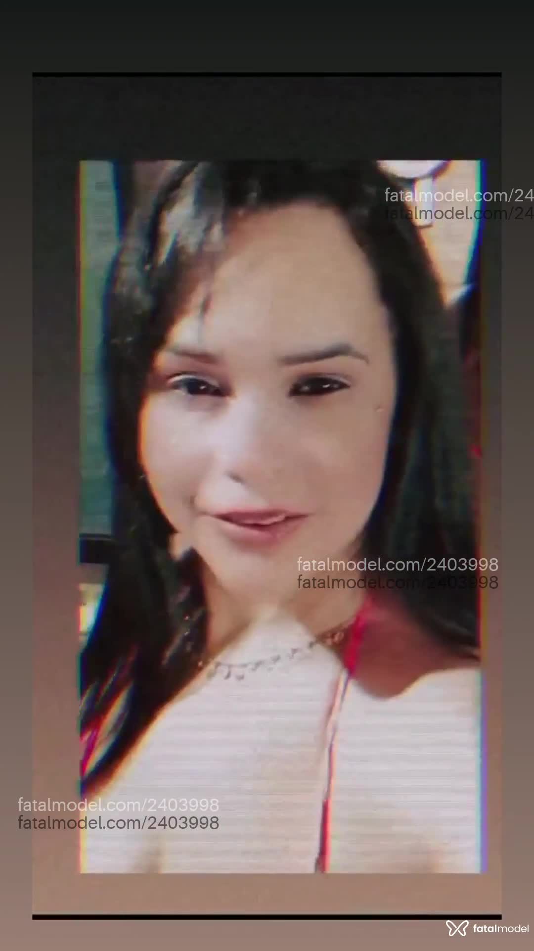 Acompanhante mulher morena (o) de olhos castanhos - Valeria Vargas Acompanhante mulher morena (o) de olhos castanhos - Valeria Vargas