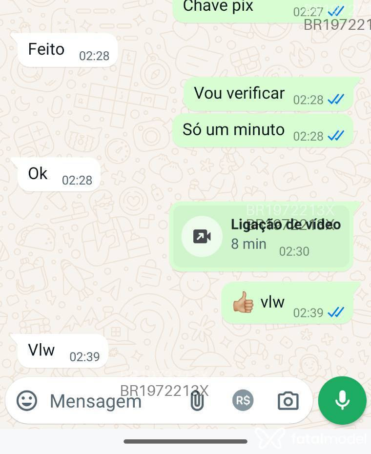 Acompanhante homem com cabelo castanho de olhos castanhos em Virtual Acompanhante homem com cabelo castanho de olhos castanhos em Virtual - caizin