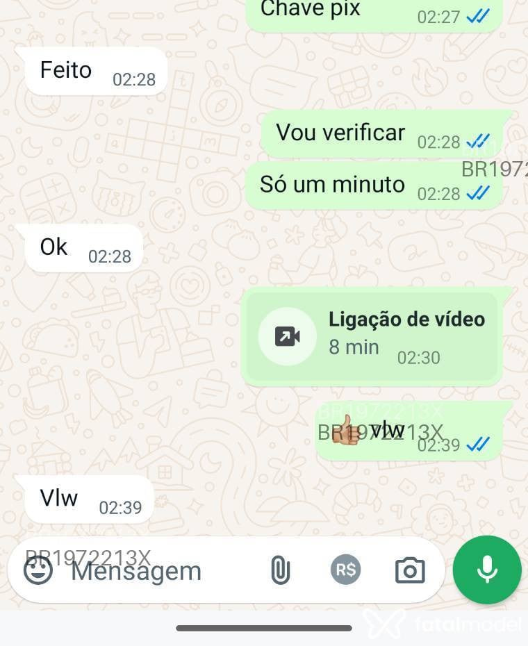 Acompanhante homem com cabelo castanho de olhos castanhos em Virtual Acompanhante homem com cabelo castanho de olhos castanhos em Virtual - caizin
