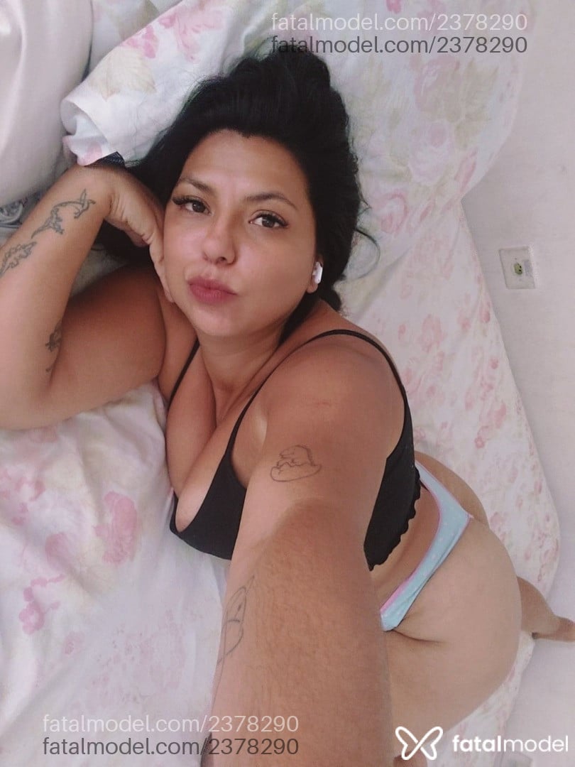Acompanhante mulher morena (o) de olhos castanhos - Nina