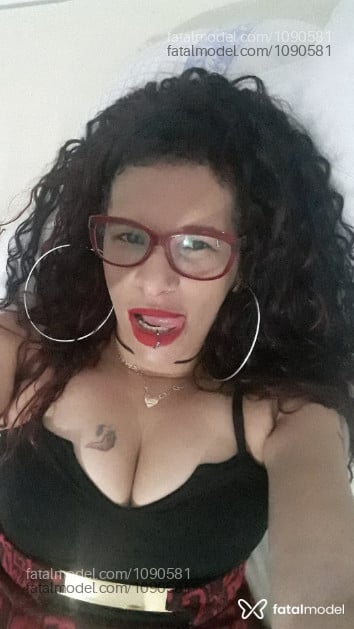 Acompanhante mulher loira (o) de olhos castanhos em Lajeado Acompanhante mulher loira (o) de olhos castanhos em Lajeado - Baiana