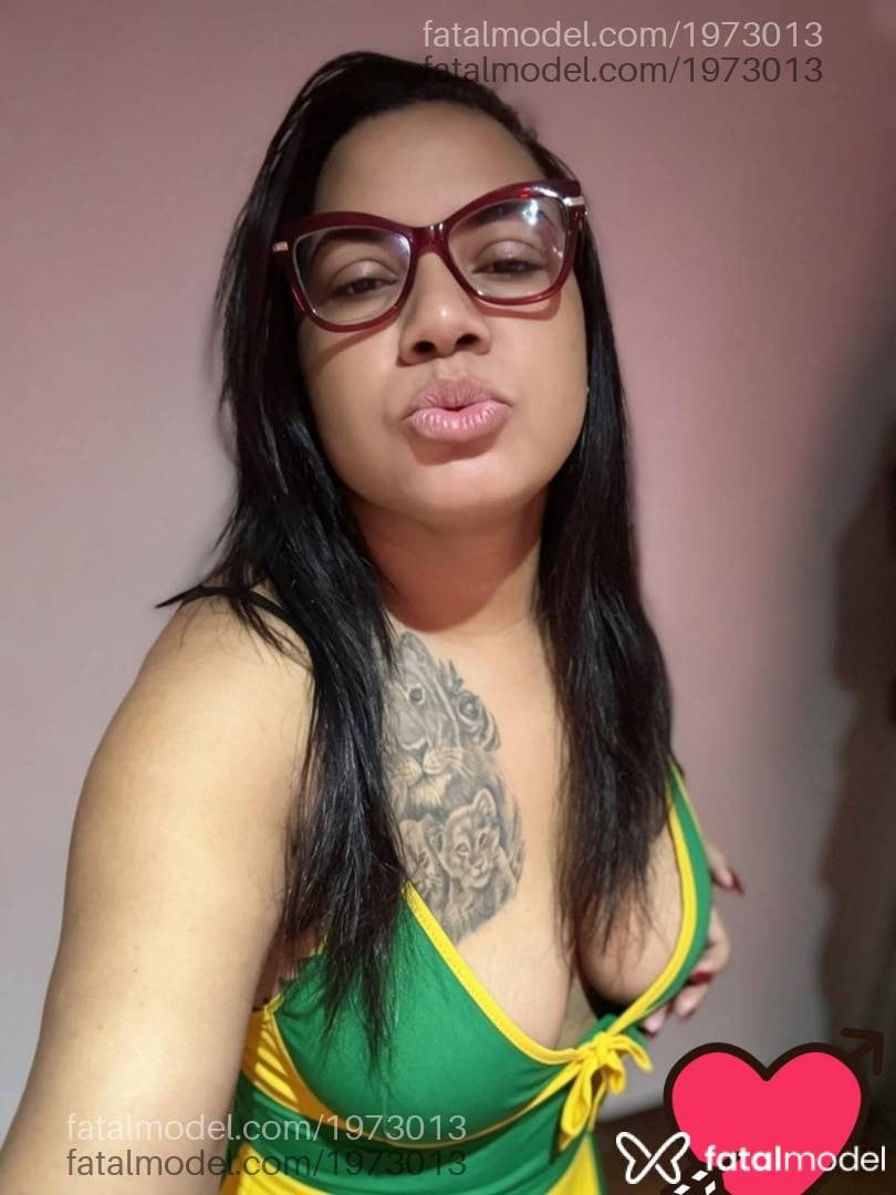 Acompanhante mulher morena (o) de olhos castanhos em Barra Mansa - Rebeca Nunes