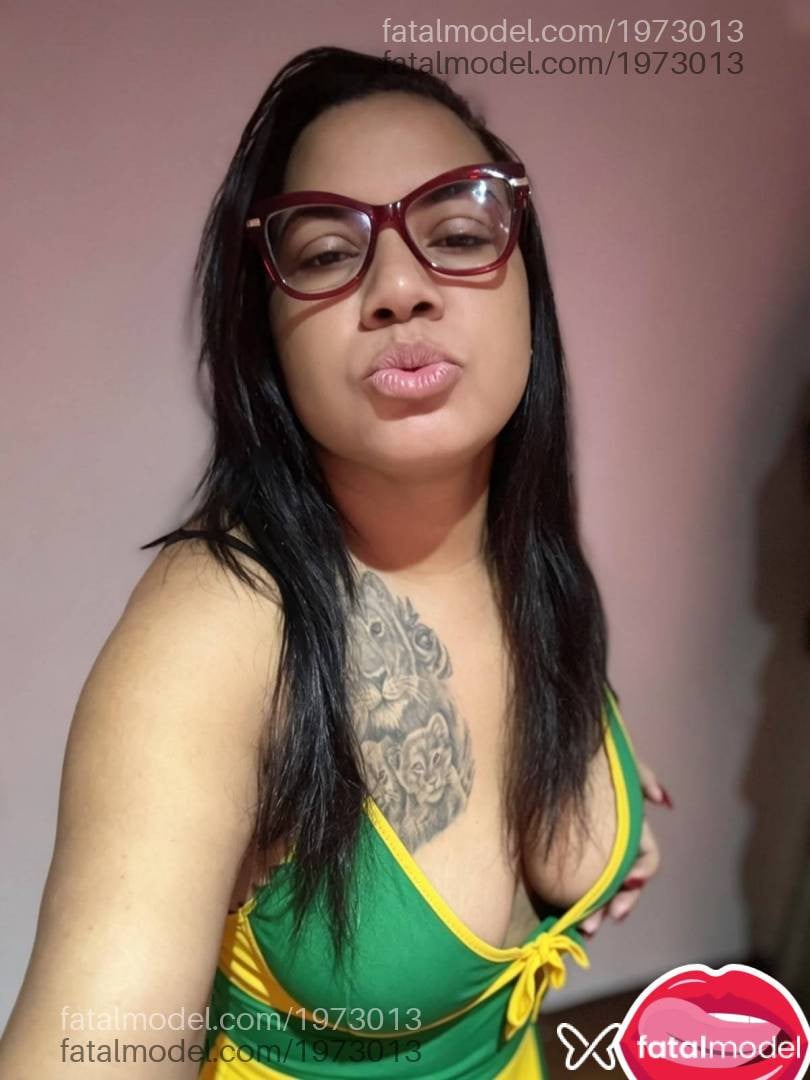 Acompanhante mulher morena (o) de olhos castanhos em Barra Mansa - Rebeca Nunes