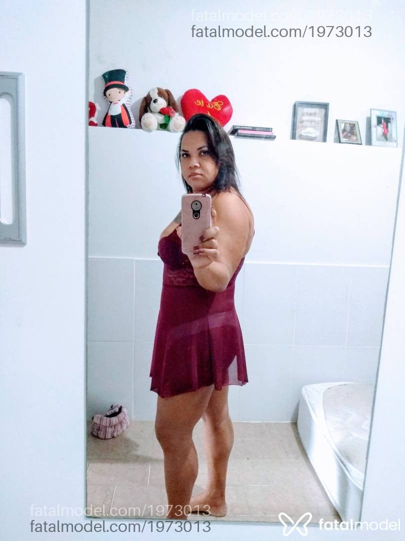 Acompanhante mulher morena (o) de olhos castanhos - Rebeca Nunes