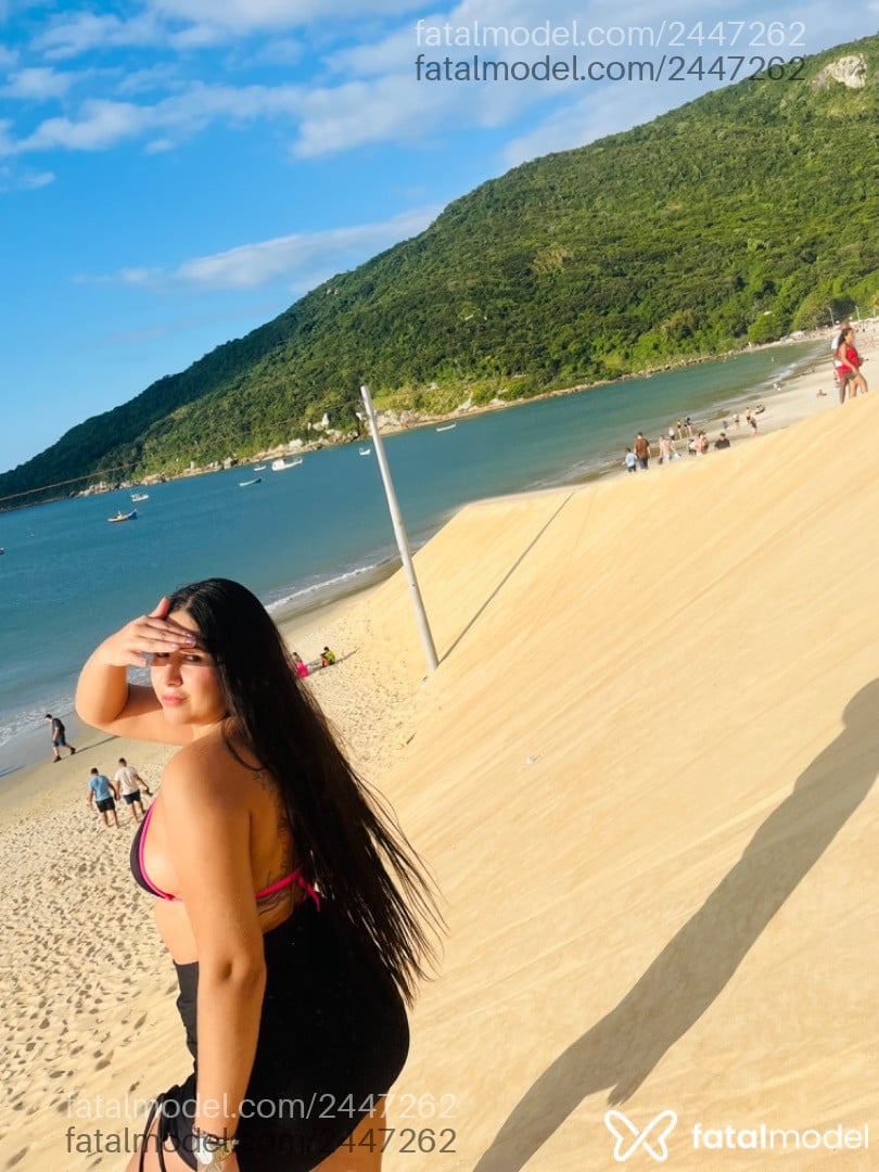 Acompanhante mulher morena (o) de olhos castanhos em Florianópolis - Lívia Mazucato
