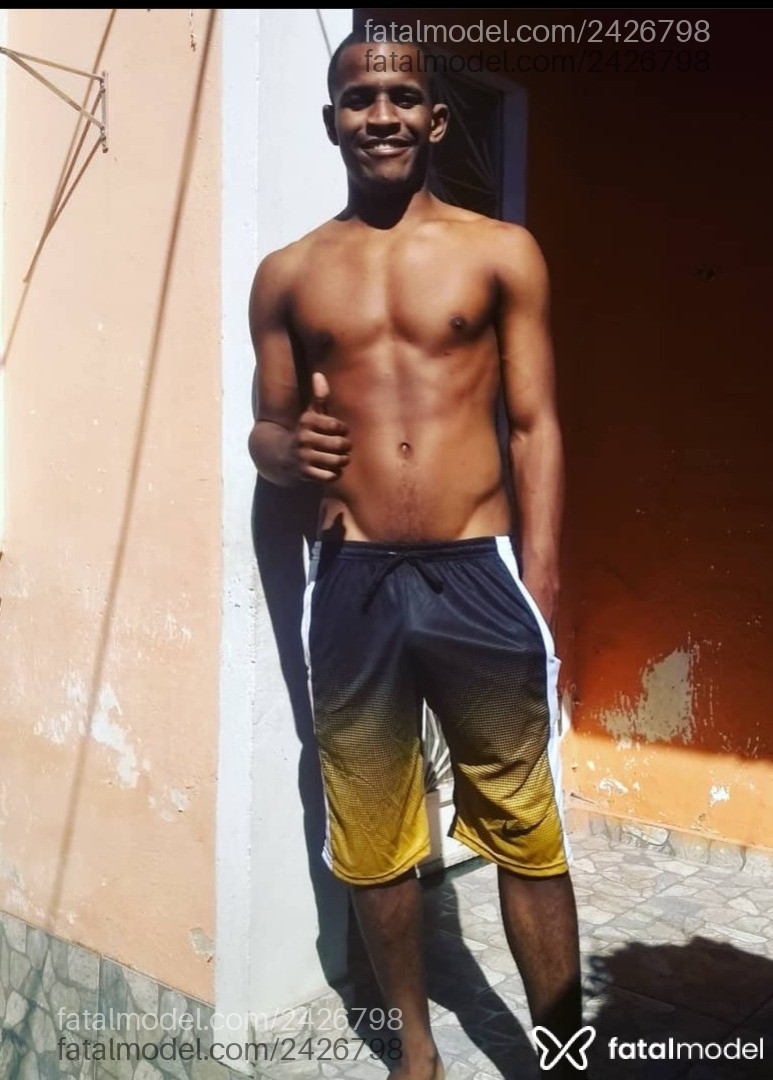 Acompanhante homem com cabelo castanho de olhos castanhos em Rio de Janeiro Acompanhante homem com cabelo castanho de olhos castanhos em Rio de Janeiro - Jhonyboy