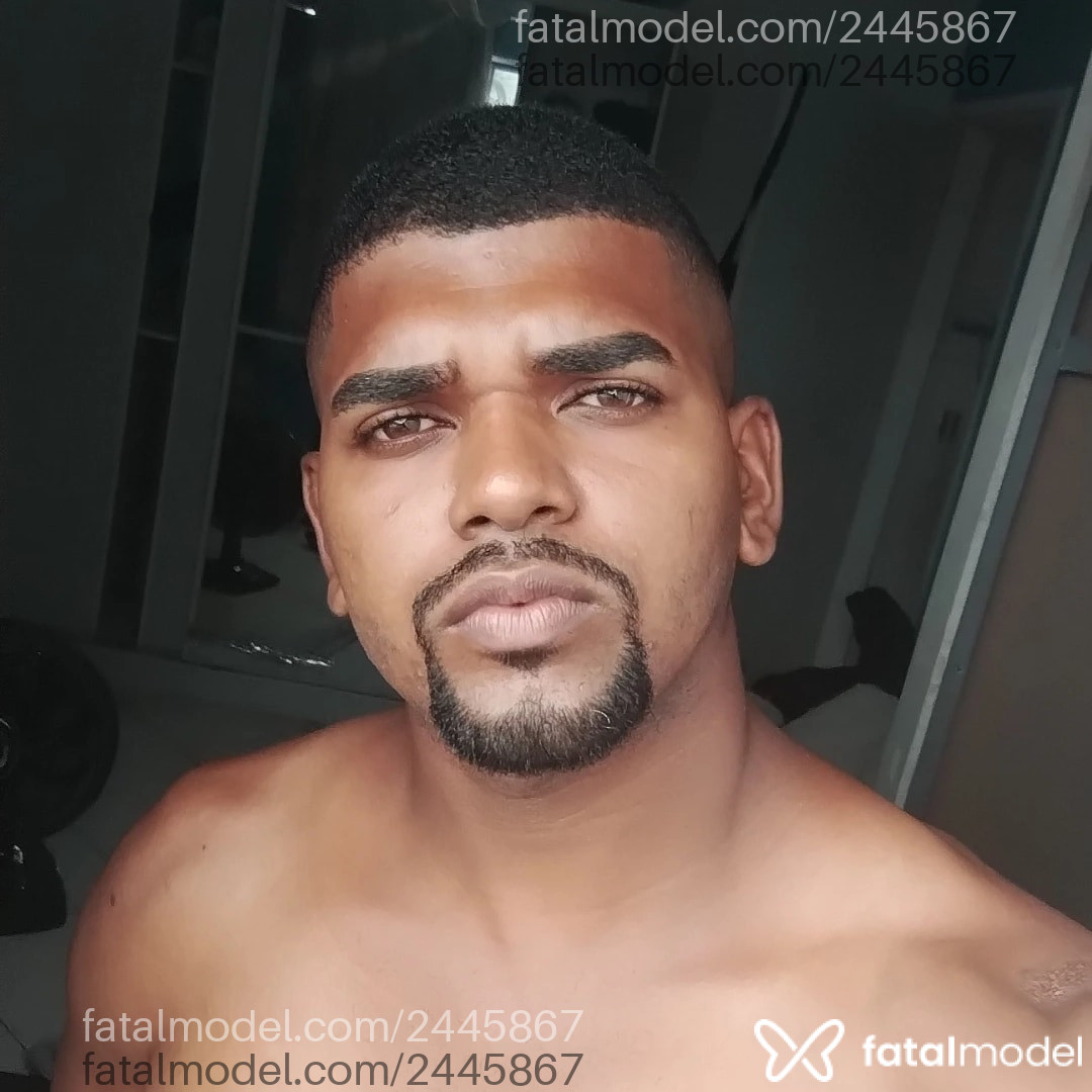 Acompanhante homem morena (o) de olhos castanhos em Virtual Acompanhante homem morena (o) de olhos castanhos em Virtual - Rodrigo