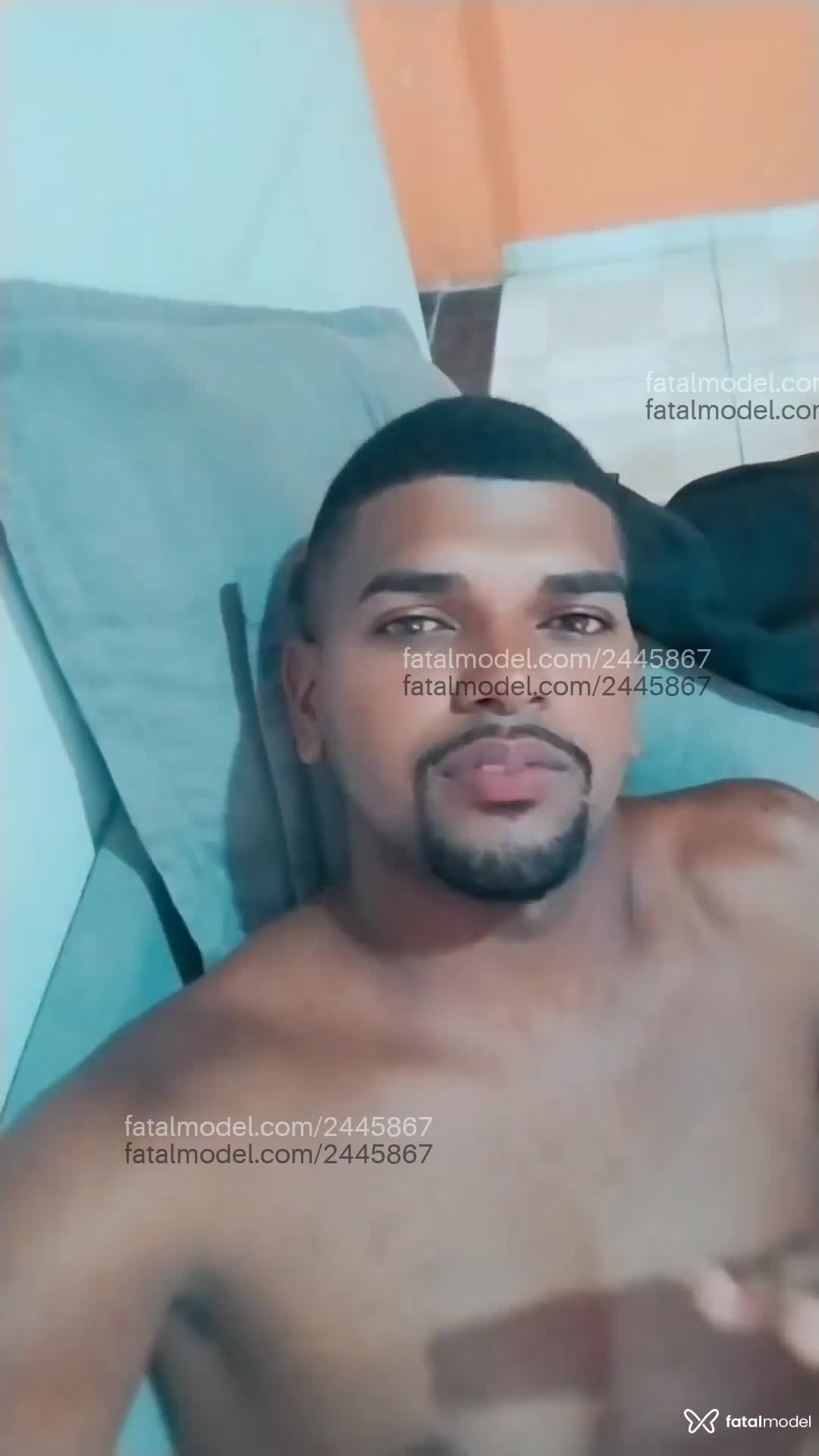 Acompanhante homem morena (o) de olhos castanhos em Virtual Acompanhante homem morena (o) de olhos castanhos em Virtual - Rodrigo