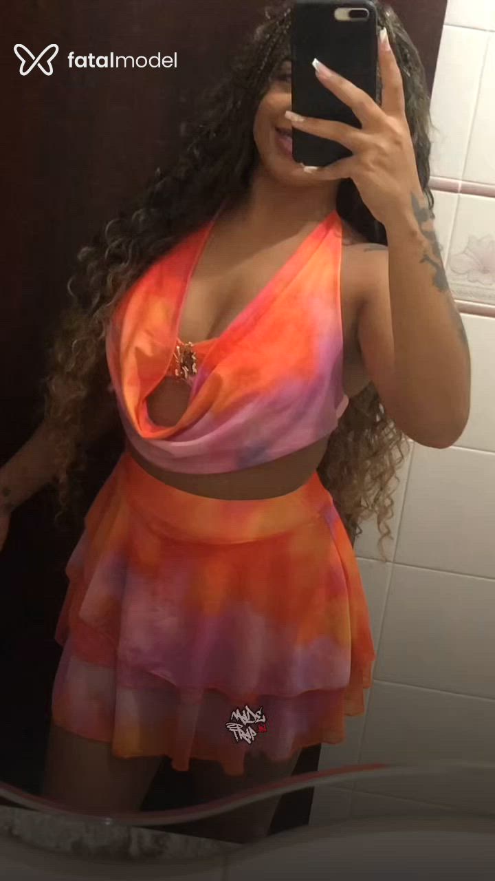 Acompanhante mulher com cabelo castanho de olhos castanhos - Bianca