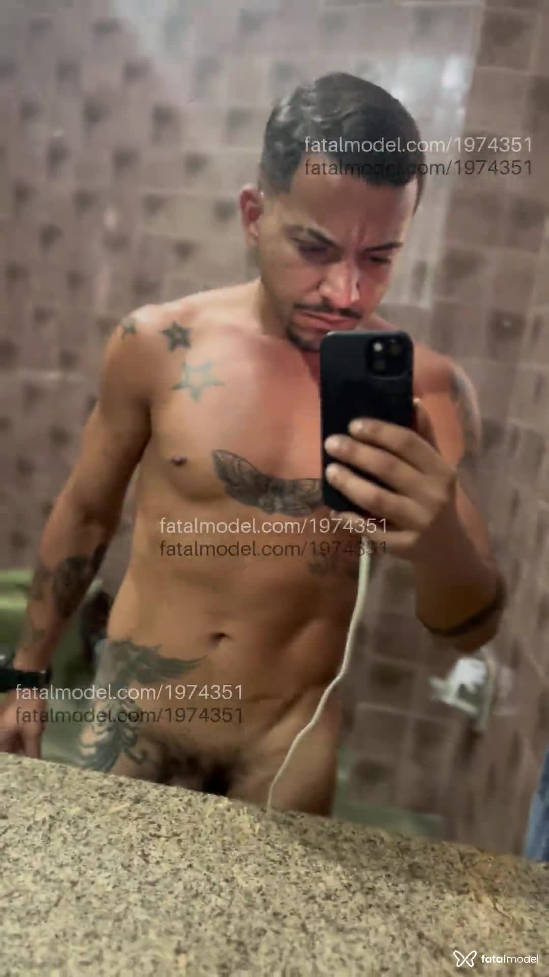 Acompanhante homem com cabelo castanho de olhos castanhos em Rio de Janeiro - Danillo Dias