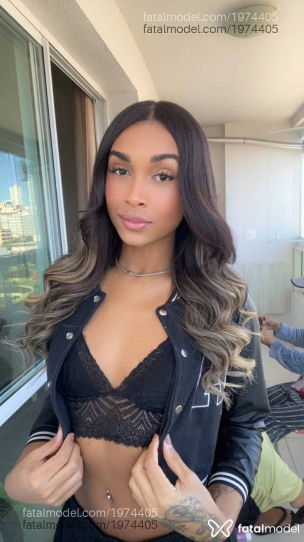 Acompanhante mulher trans morena (o) de olhos pretos - Manuella Safra Acompanhante mulher trans morena (o) de olhos pretos - Manuella Safra