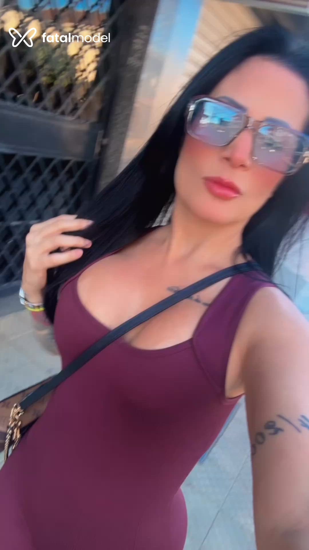 Acompanhante mulher com cabelo castanho de olhos pretos em Ubá Acompanhante mulher com cabelo castanho de olhos pretos em Ubá - Paola Andrade