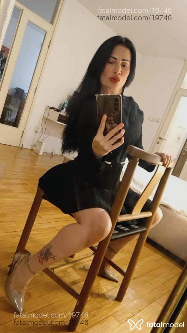 Acompanhante mulher com cabelo castanho de olhos pretos em Belo Horizonte - Paola Andrade