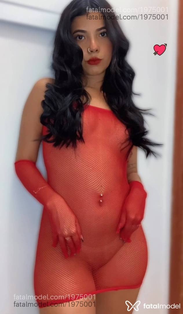 Acompanhante mulher morena (o) de olhos pretos - Milena Santos