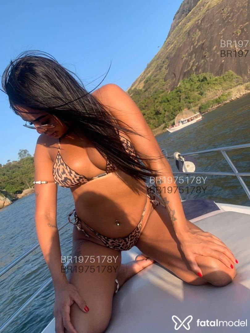 Acompanhante mulher morena (o) de olhos castanhos em Rio de Janeiro - Isabella