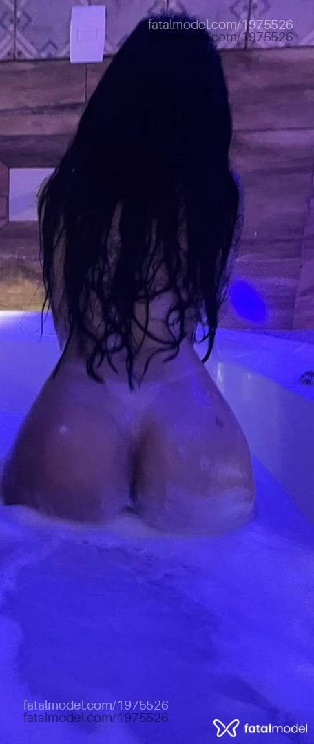 Acompanhante mulher morena (o) de olhos castanhos - Sabrina Medeiros