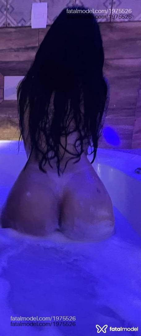 Acompanhante mulher morena (o) de olhos castanhos - Sabrina Medeiros