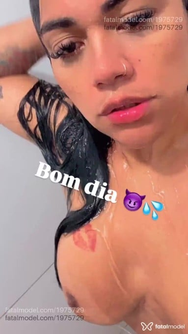 Acompanhante mulher morena (o) de olhos castanhos - Rafaa
