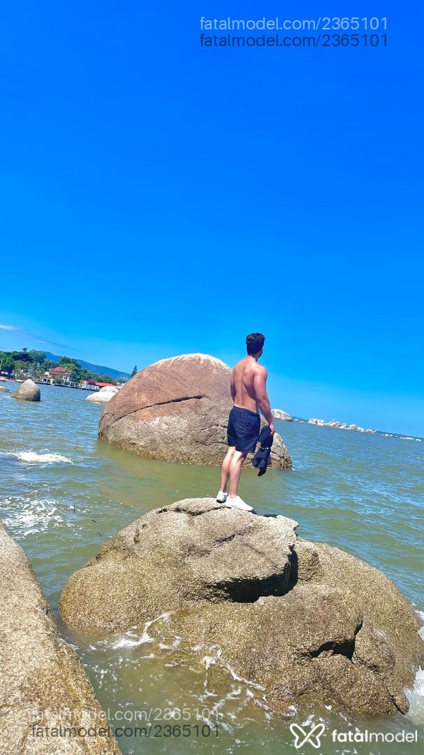 Acompanhante homem loira (o) de olhos azuis em Balneário Camboriú - Don