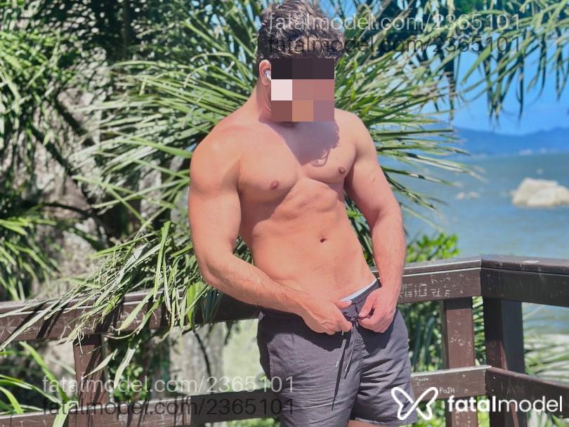 Acompanhante homem loira (o) de olhos azuis em Balneário Camboriú - Don