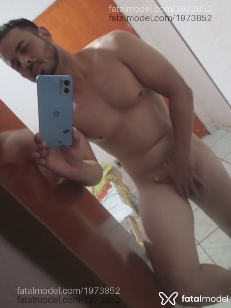 Acompanhante homem morena (o) de olhos castanhos em São Paulo - Jcmoreno