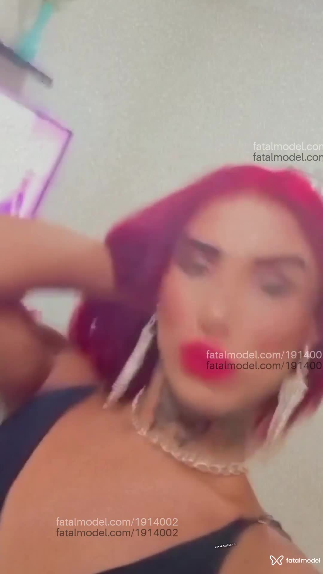 Acompanhante mulher trans ruiva (o) de olhos castanhos em São Paulo - Melinda blanc