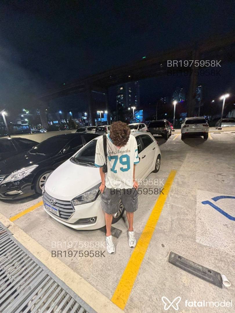 Acompanhante homem com cabelo castanho de olhos castanhos em São Paulo - Luan